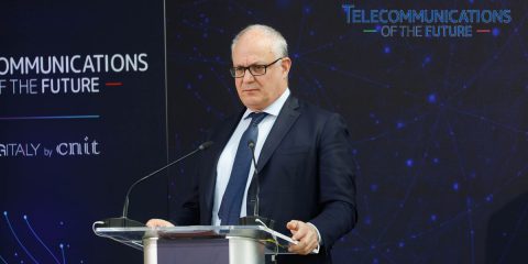 Gualtieri: “Entro giugno 2026 tutta la metro di Roma sarà ad altissima connettività con il 5G”